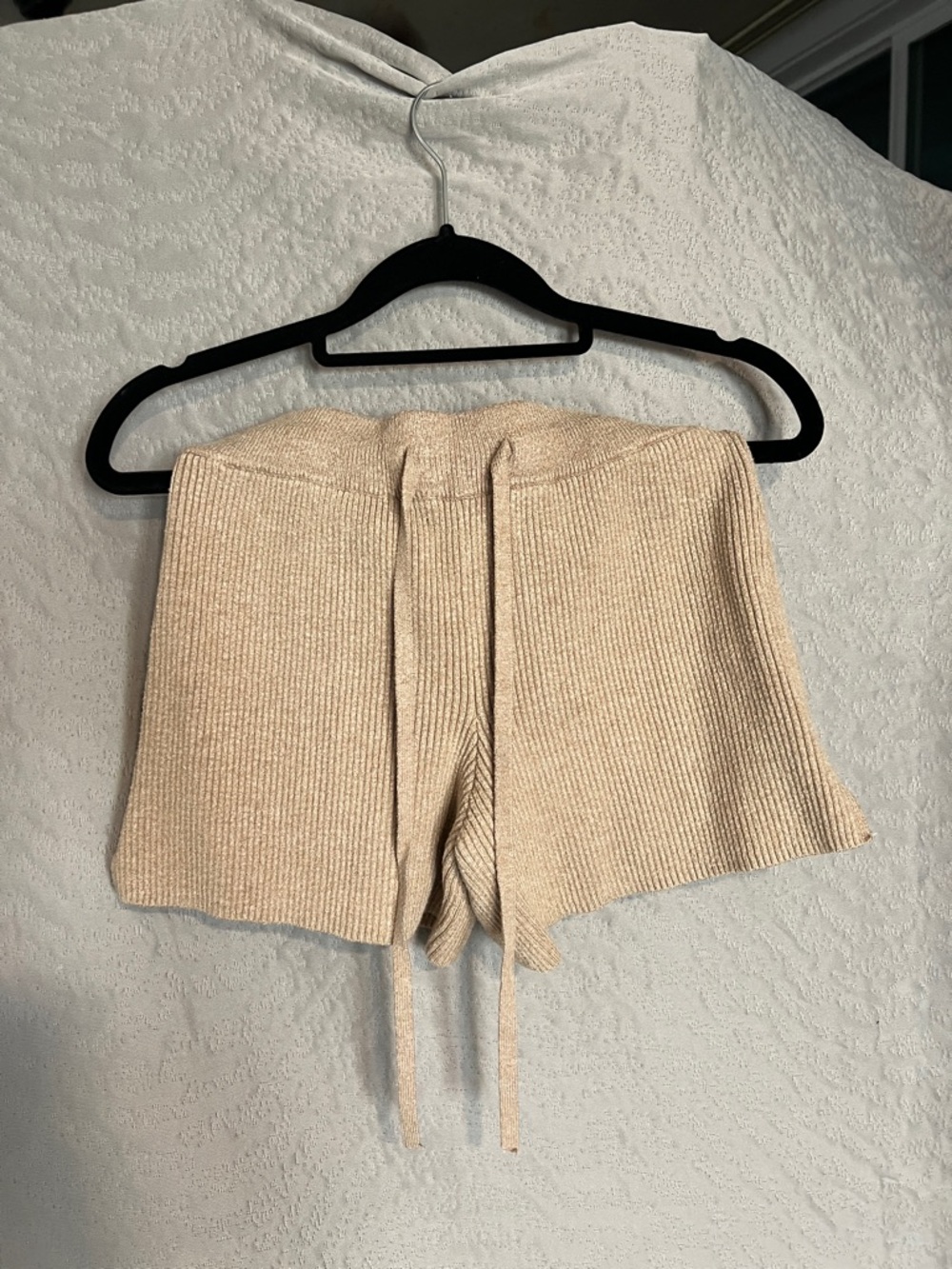 Abercrombie & Fitch Knit Drawstring Lounge Shorts in Beige size small
